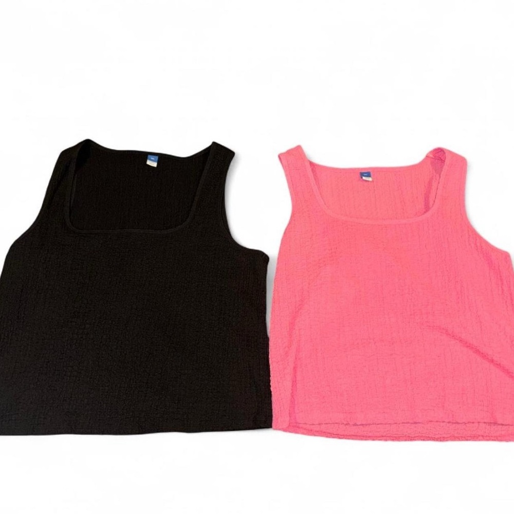 Women's Old Navy Black and Pink Tank Tops